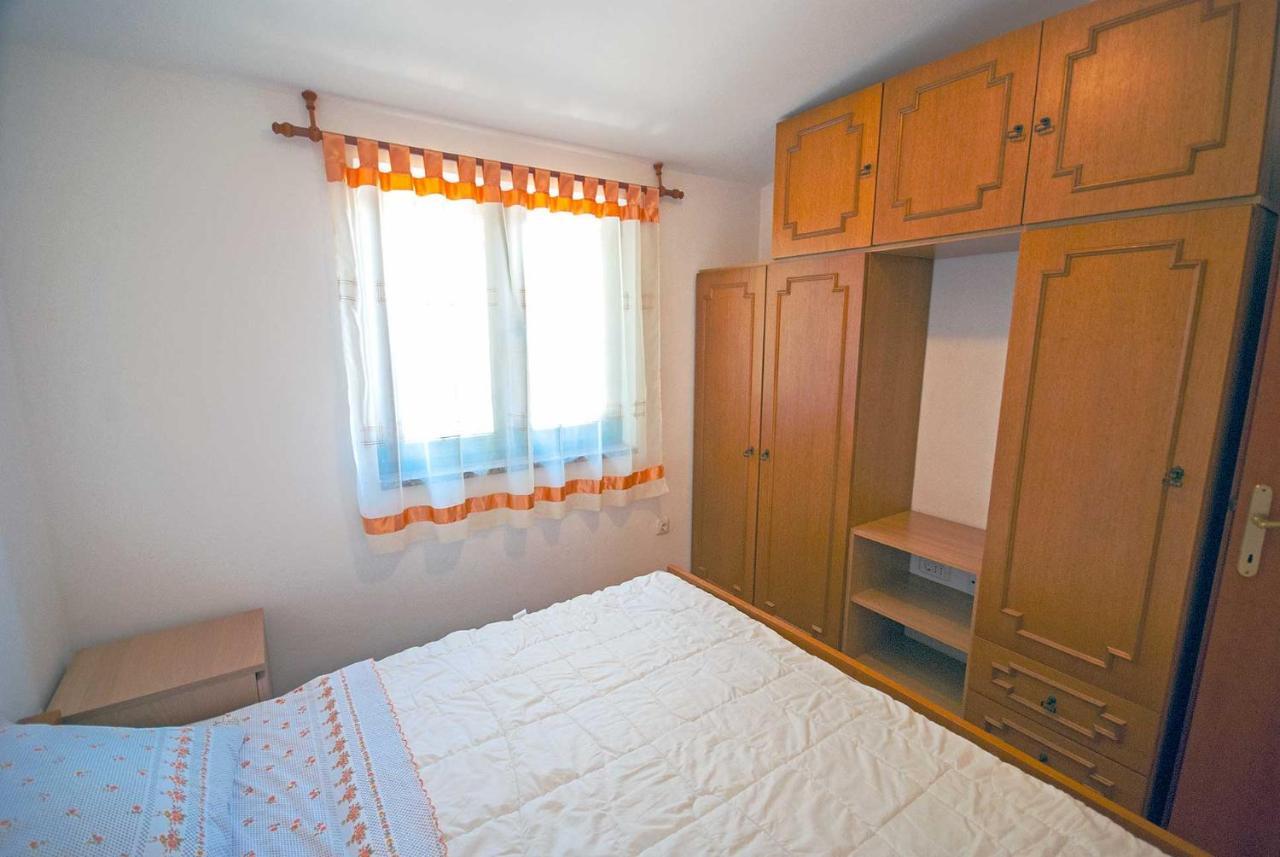 Apartman Kirac 포메르 외부 사진